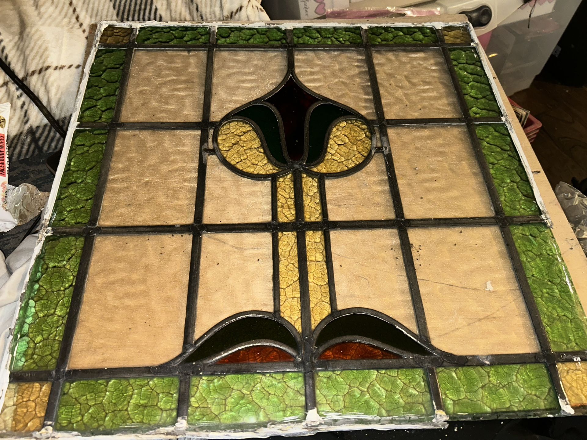 Victorian-style stained Lead Glass Textured Window With Privacy Panels