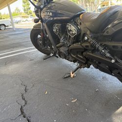 2022 Indian Scout bobber icon ABS