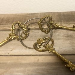 Antique-Style Skeleton Key Decor, 3 Iron Gate Keeper Keys on Ring