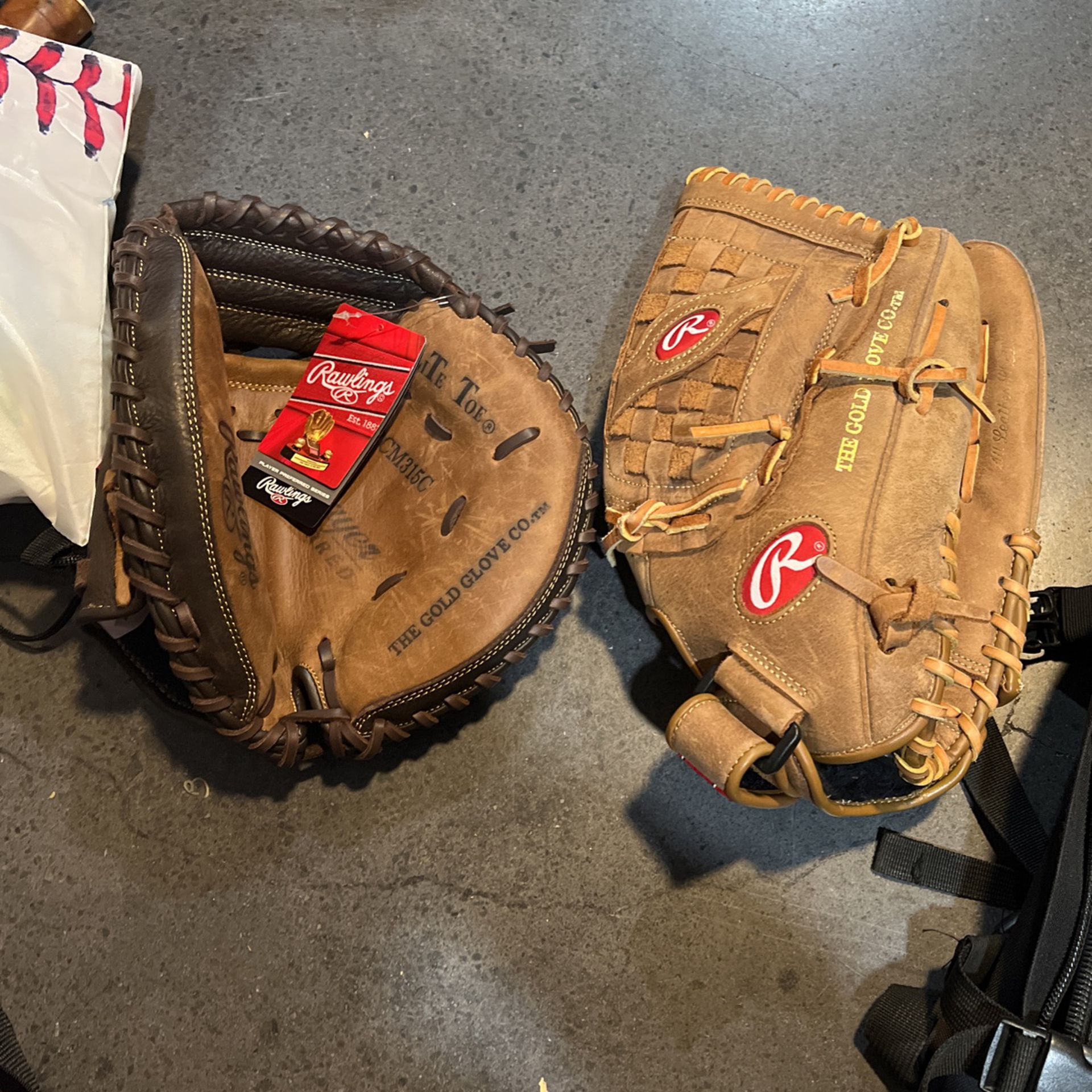 Baseball Gloves, One Catchers Glove Is A Youth Size 1 Regular Gloves A 13 Inch Very Good Condition