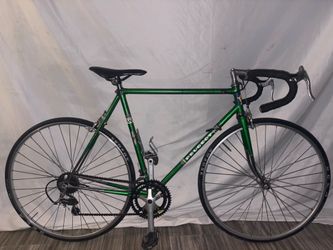 Peugeot vintage steelframe superlight bike 28intire