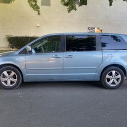 Light Blue Volkswagen Routan 2010