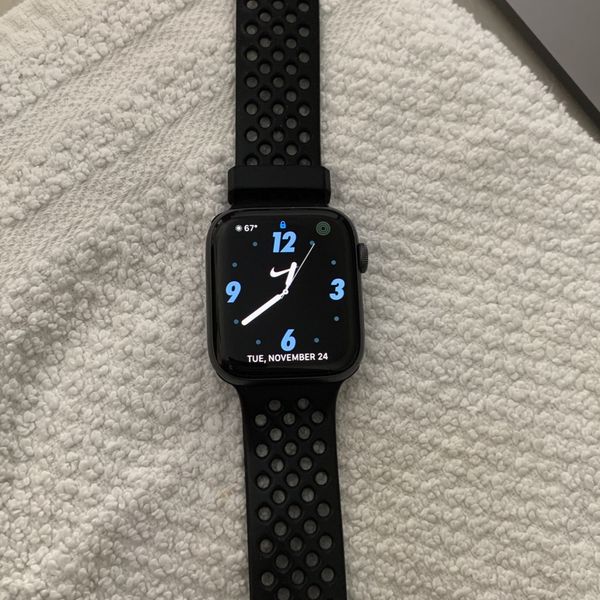 iwatch se nike 44mm