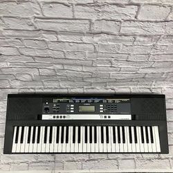 Yamaha PSR-E243 61-Key Portable Keyboard E Piano