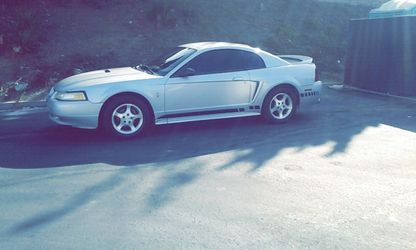 2000 ford mustang 5 speed