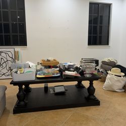 Moving Sale!!!! Must Sell!    Black Wood Coffee Table
