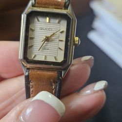 Vintage Gucci Watch Leather Band