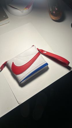 Nike wallet for women