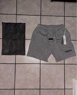 Essential Dark Oatmeal Shorts