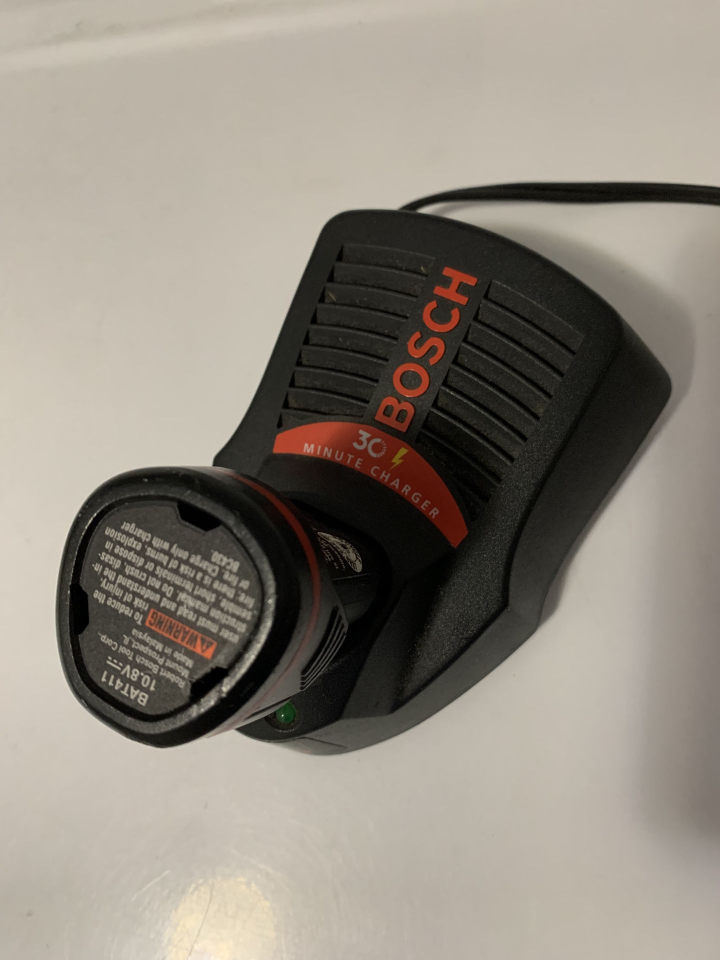 Bosch 30-minute Charger & 10.8V Battery