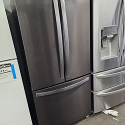 LIKE NEW !! WHIRLPOOL 30" BLACK STAINLESS STEEL FRENCH DOOR REFRIGERATOR WITH ICE MAKER 