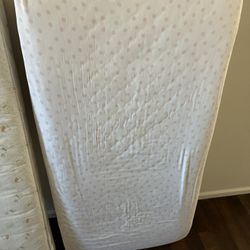 baby crib