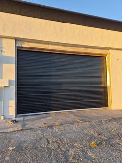 Comercial Roll up door