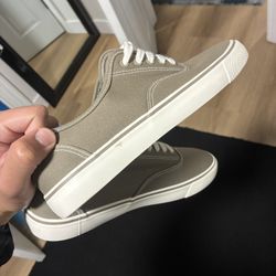 Old Navy Sneakers