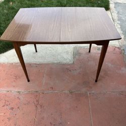 Mid Century Dinning Table 