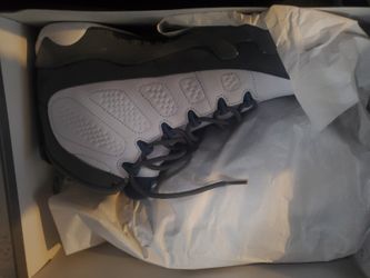 Retro Jordan 9s