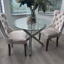 Round Glass Dining Table 