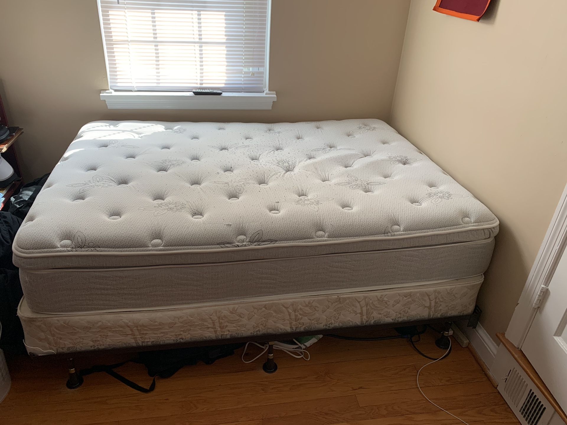 Full Size Bed (Mattress), Box spring and Bed Frame