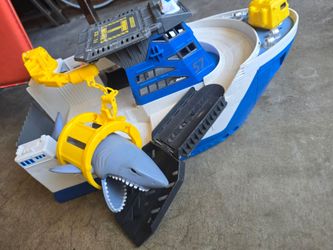 Ship toy