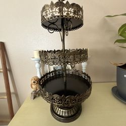 Treat Stand 