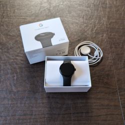 Google Pixel Watch (First Generation) 