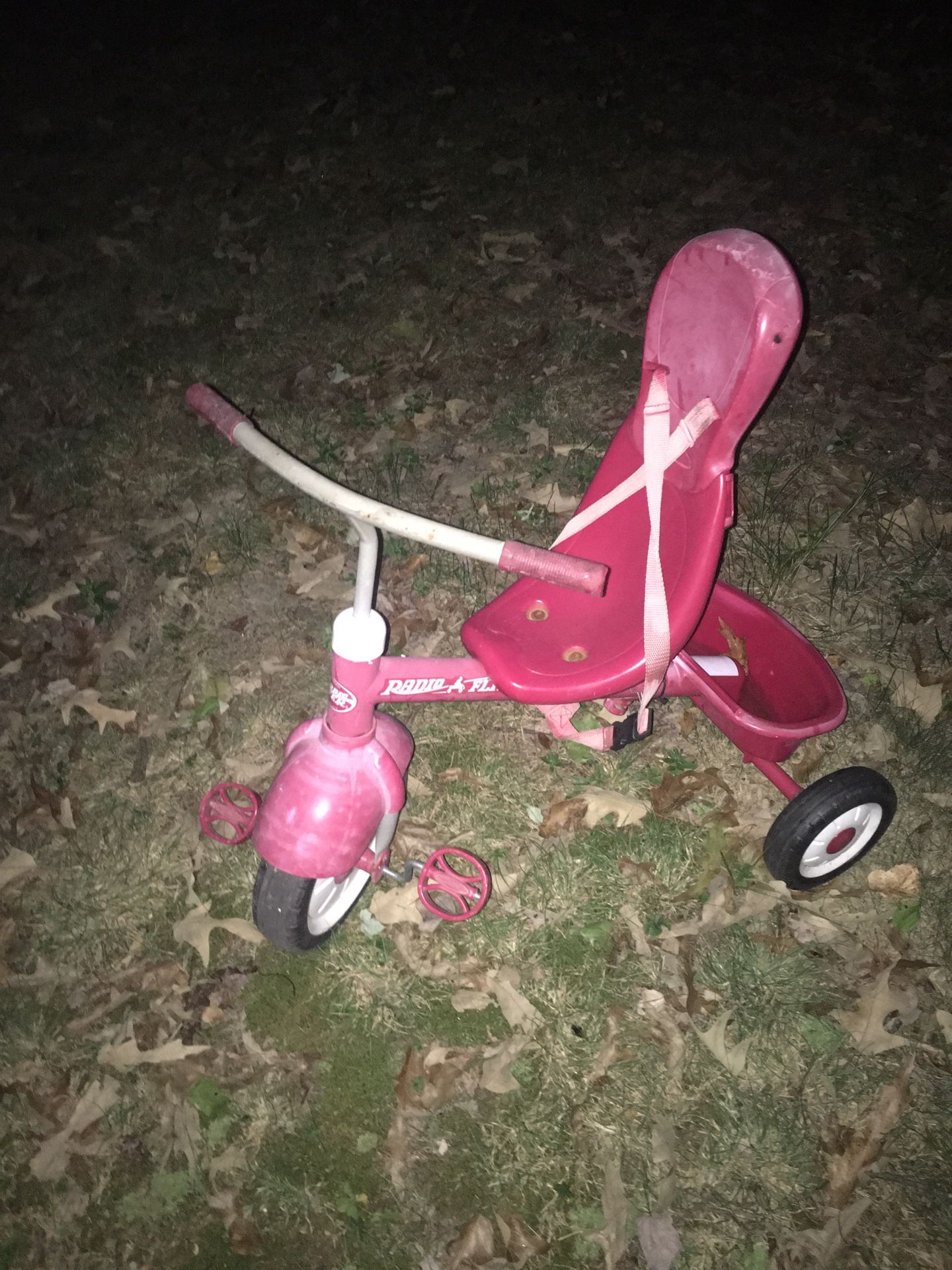Nice toddlers tricycle only $25