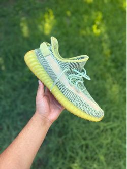 Yeezy 350 Yeezreel