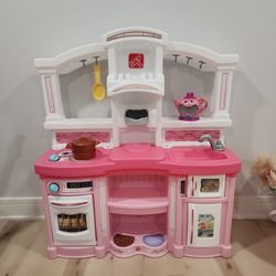 Kids kitchen Play