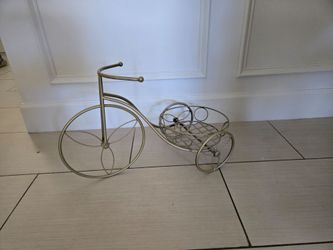 Tricycle plant stand