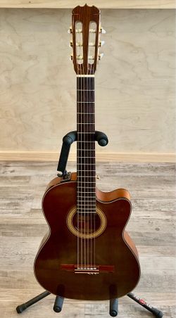 Alvarez 5080 Thin Body Acoustic/Electric Classical Guitar