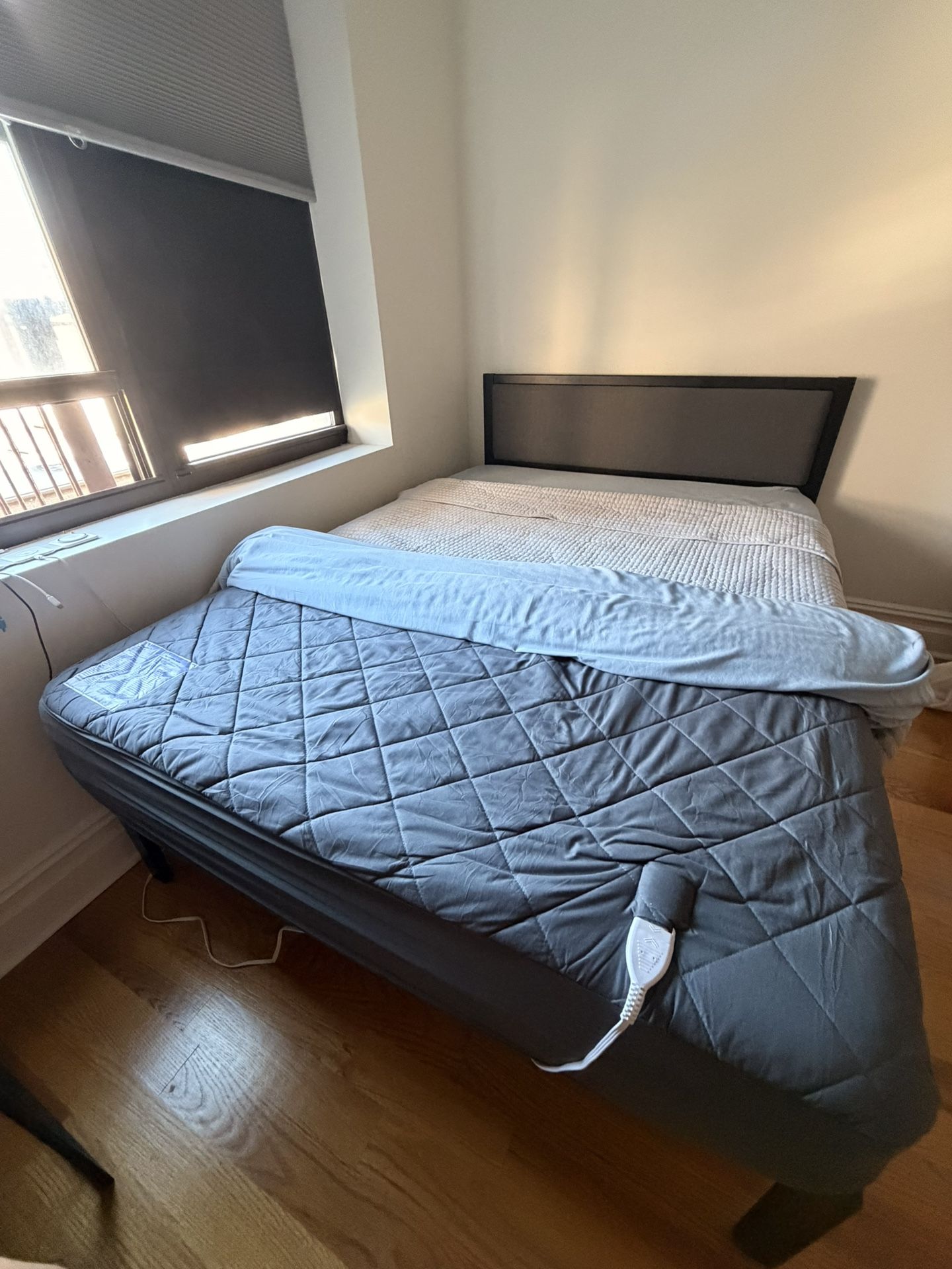 Full Size Matress With Heating Cover