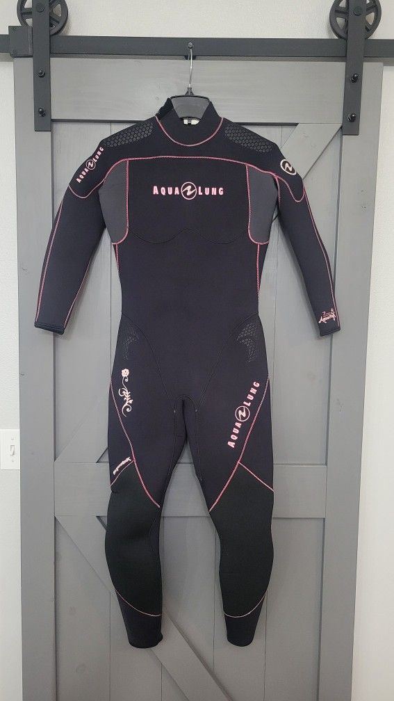 New Aqualung Aqua Flex 7mm Women's Wetsuit