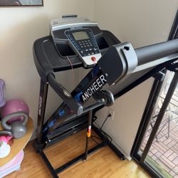 Treadmill 