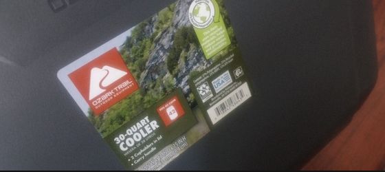 Ozark Trail 30 Quart Hard Side Cooler, 42-Can Capacity, Gray