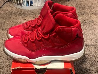 Jordan 11 Retro double red size 11