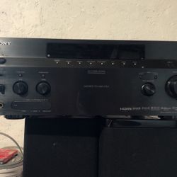 Sony  Amplifier And Speakers 