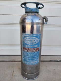 Quick Aid Soda Acid Vintage Fire Extinguisher Fire Fighter Equipment
