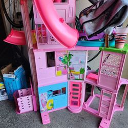 Barbie Dream House