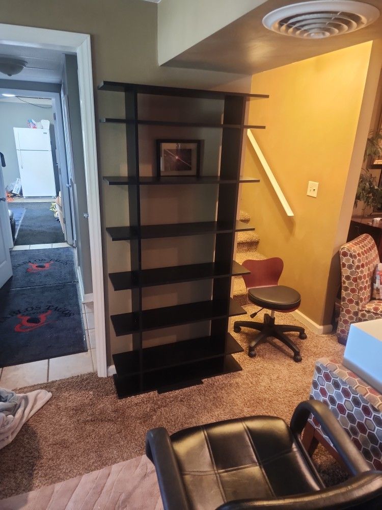 Retail Shelf 73.5 Inches Tall, 36 Inches Wide,9.5 Inches Derp