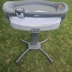 Chicco Close To You Bedside Bassinet