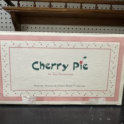 Georgetown Collection Cherry Pie by Ann Timmerman Vintage Pie Dish Collectible