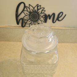 Vintage Wexford Anchor Hocking Clear Glass Square Canister With Lid.