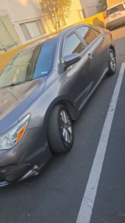 Toyota camry SE clean title 135.000
