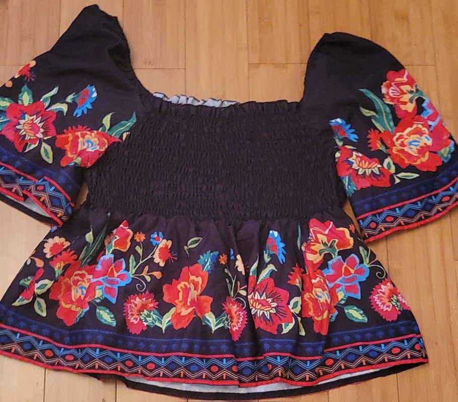 Womens shirt size 1X