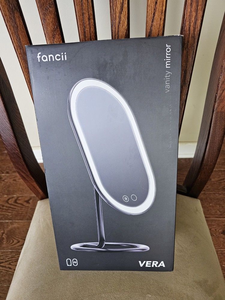 FANCII VERA LED LIGHTED VANITY MAKEUP MIRROR