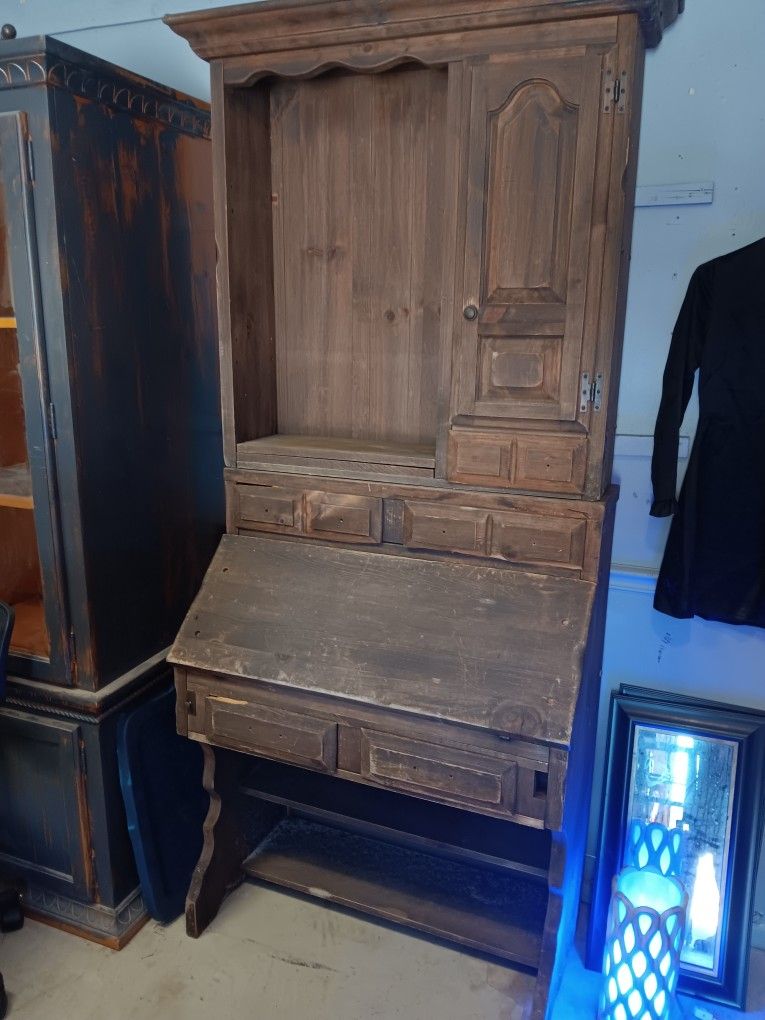 Old Funiture Beautiful Piece Needs TLC