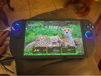 Legion Go 2 - 8.8iỊi144 Hz 2K OLED Gaming Handheld - AMD Ryzen 22 - 16GB - 1TB