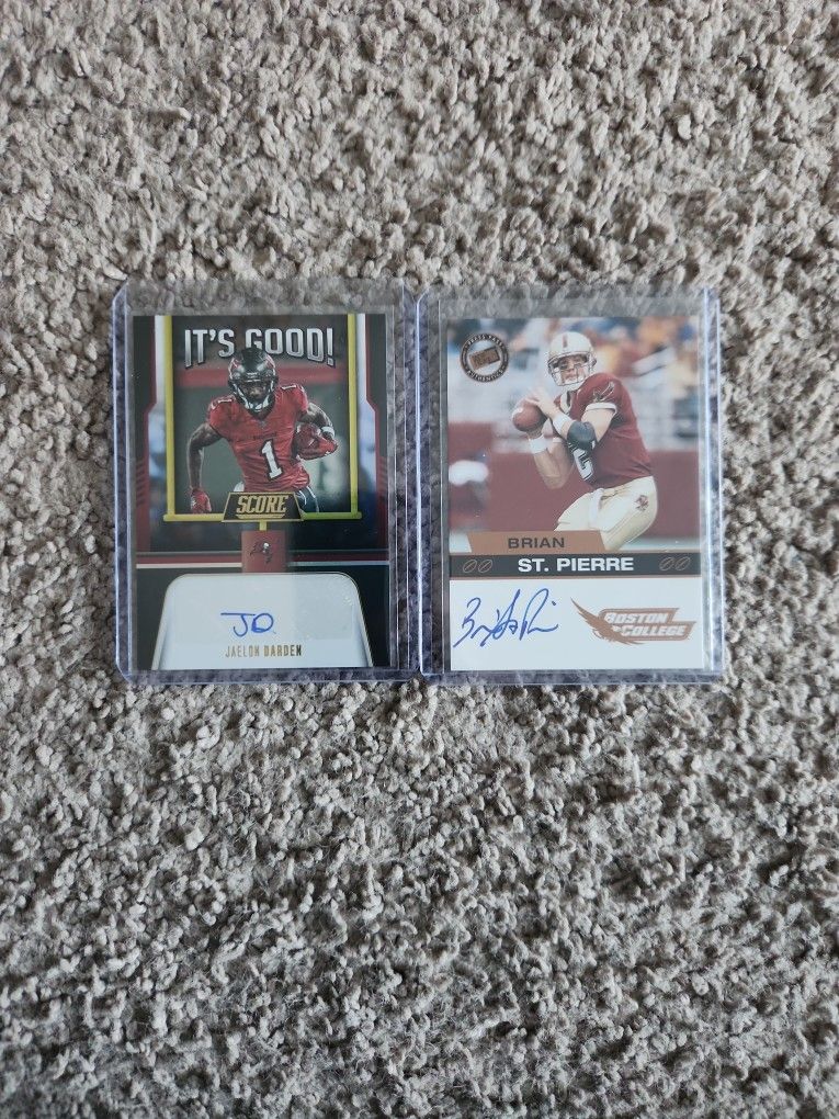 2 Football Cards With Autograph