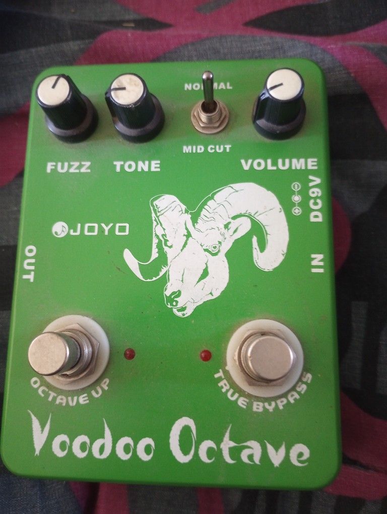 Joyo Voodoo Octave Pedal