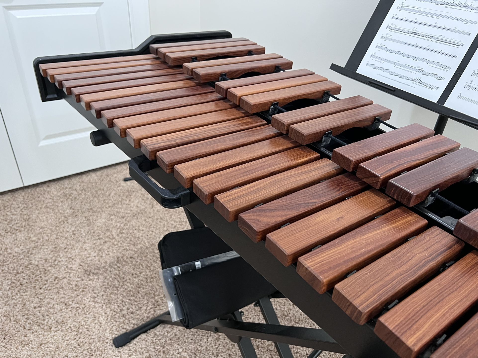 Xylophone With Stand, Scratch Pad And Mallets - Adam’s